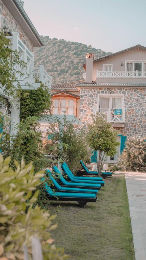 Orino Suites Cedit Buitenkant foto