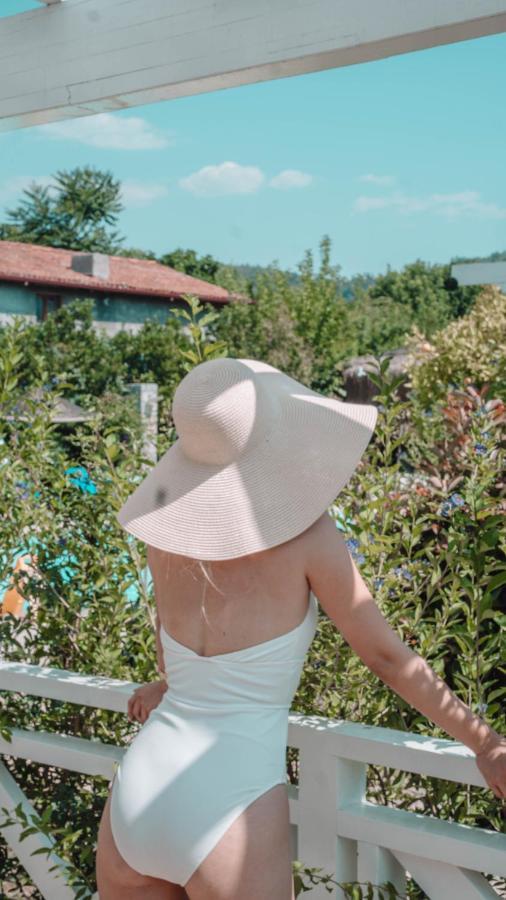 Orino Suites Cedit Buitenkant foto
