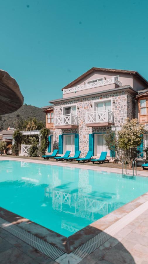 Orino Suites Cedit Buitenkant foto