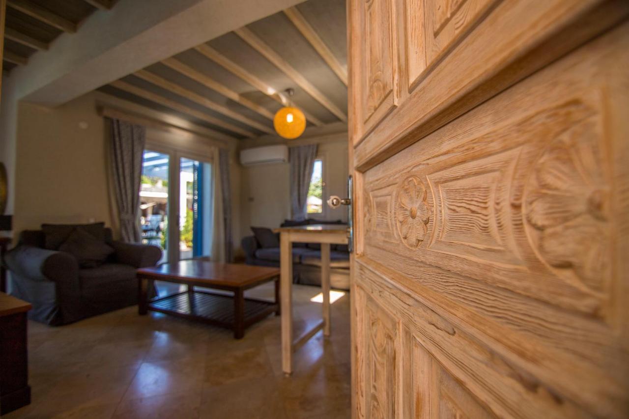Orino Suites Cedit Buitenkant foto